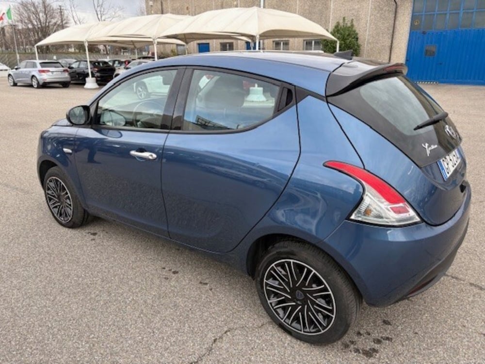 Lancia Ypsilon usata a Varese (10)