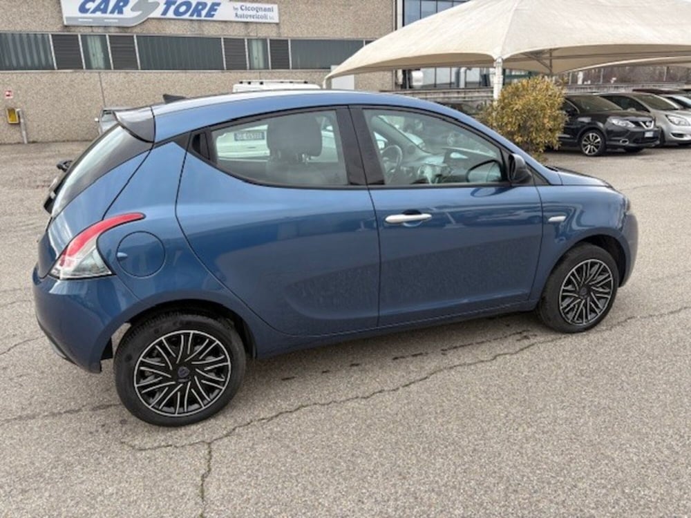 Lancia Ypsilon usata a Varese (4)