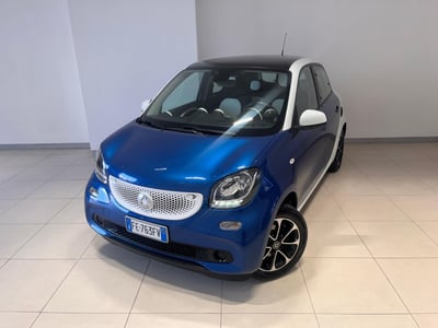 smart forfour forfour 70 1.0 Passion  del 2016 usata a Napoli