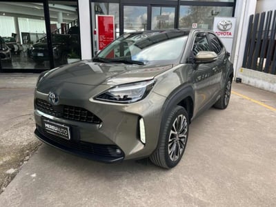 Toyota Yaris Cross 1.5 Hybrid 5p. E-CVT AWD-i Lounge del 2022 usata a Sassari