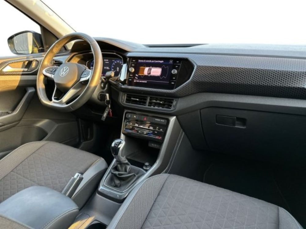 Volkswagen T-Cross usata a Avellino (15)