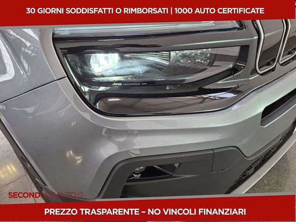 Jeep Avenger nuova a Chieti (18)