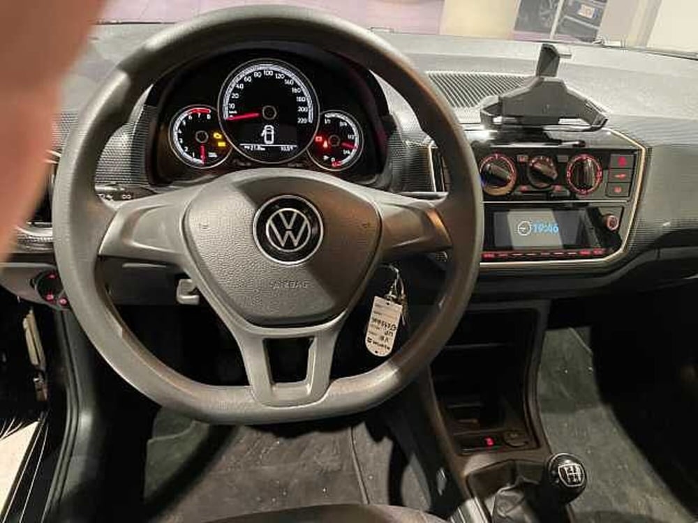 Volkswagen up! usata a Genova (11)