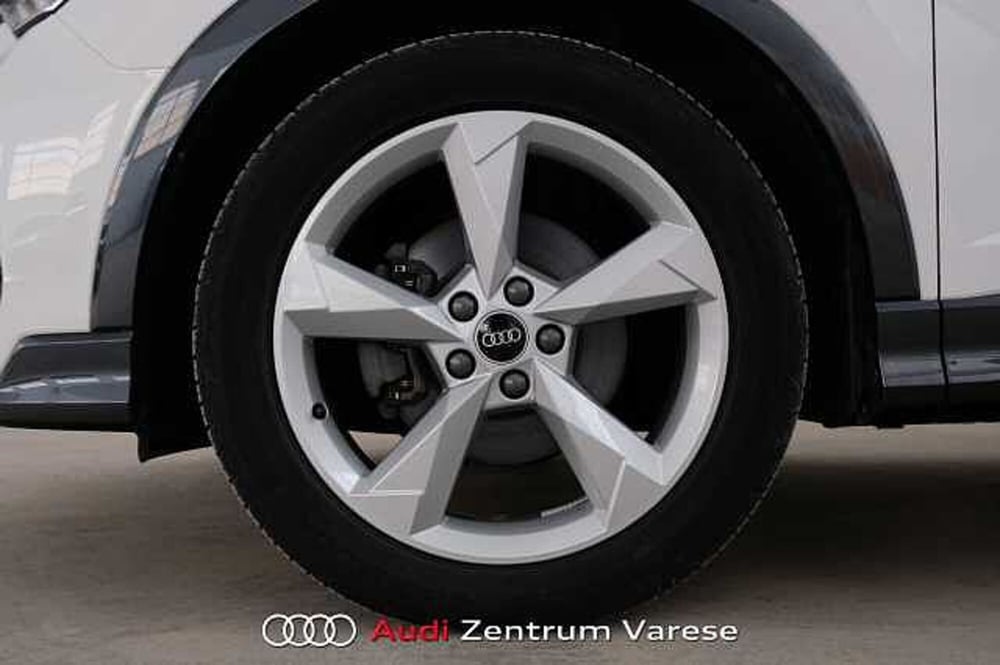 Audi Q3 Sportback usata a Varese (3)