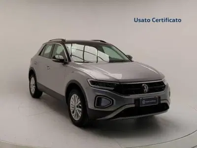 Volkswagen T-Roc 2.0 TDI SCR 150 CV DSG Sport BlueMotion Technology del 2023 usata a Pratola Serra