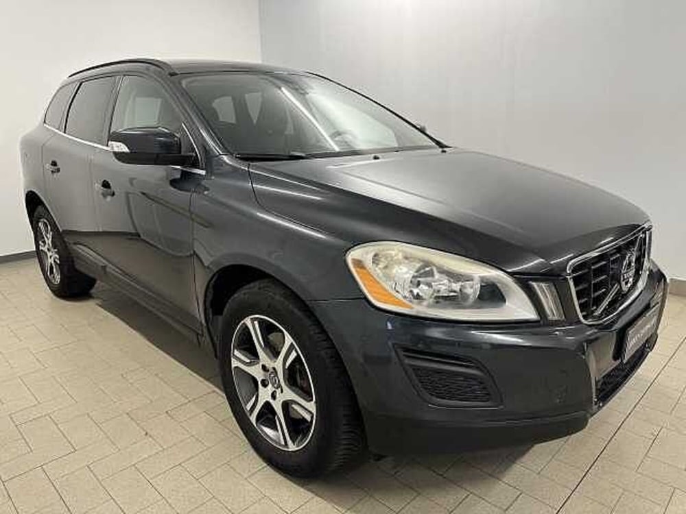 Volvo XC60 usata a Macerata (3)