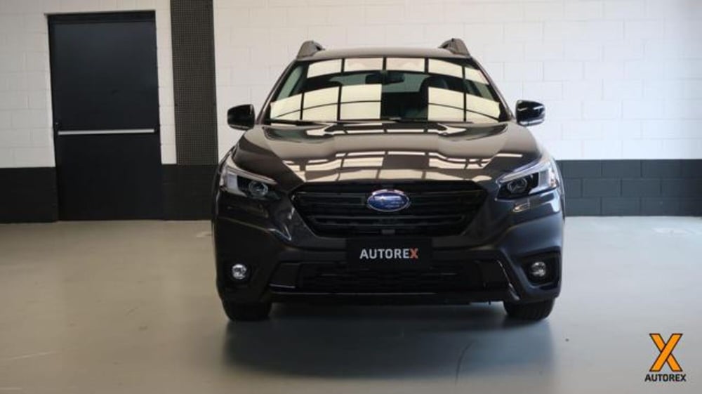 Subaru Outback nuova a Varese (2)