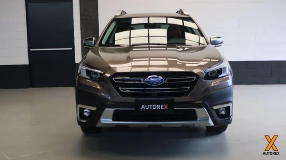 Subaru Outback nuova a Varese (2)