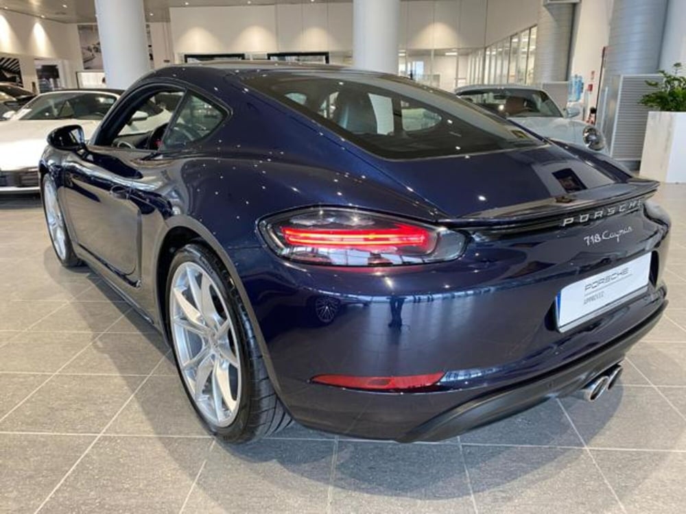 Porsche 718 Cayman  usata a Livorno (7)