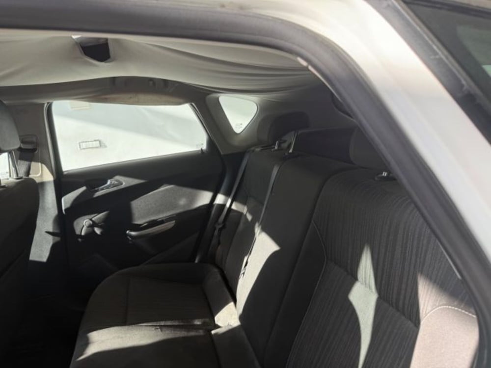 Opel Astra usata a Napoli (16)
