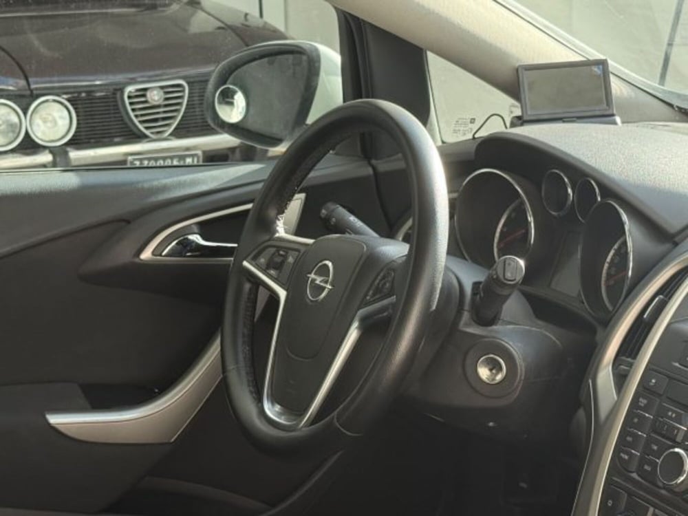 Opel Astra usata a Napoli (9)