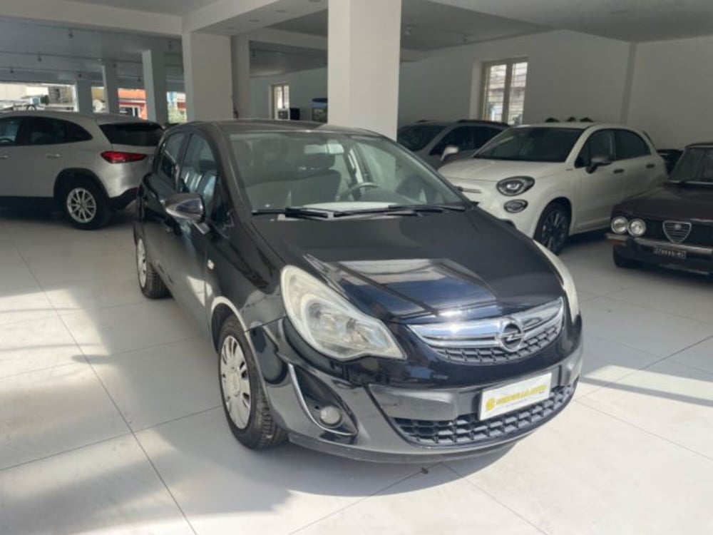 Opel Corsa usata a Napoli (3)