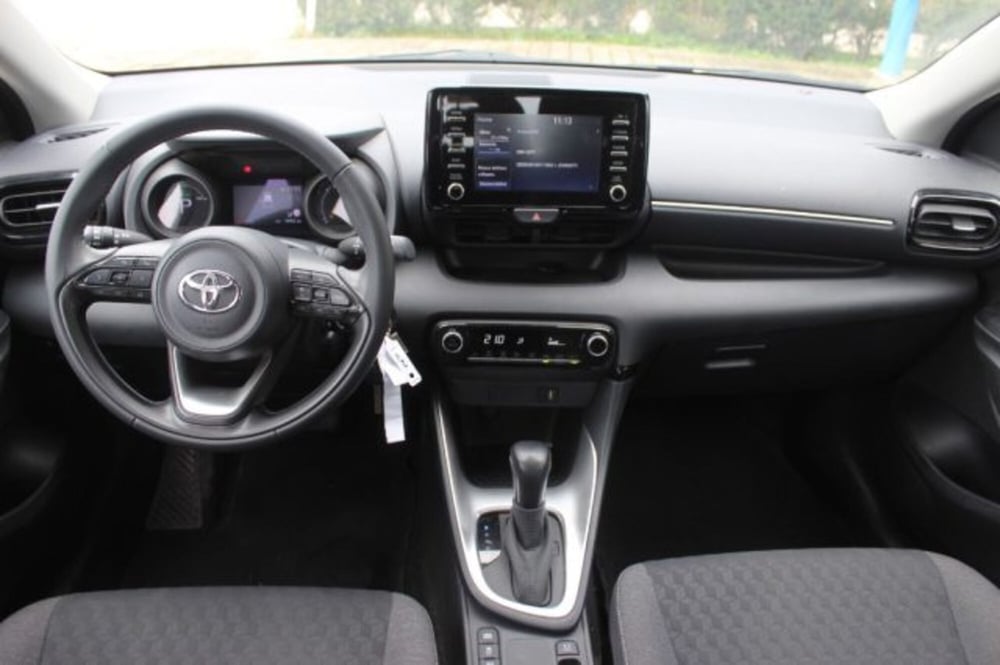 Toyota Yaris Cross usata a Roma (9)