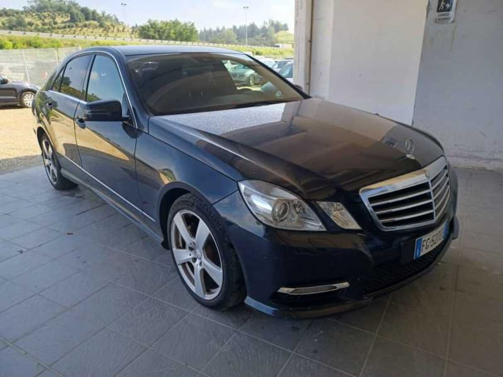 Mercedes-Benz Classe E usata a Asti (14)