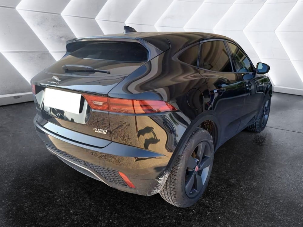 Jaguar E-Pace usata a Asti (11)