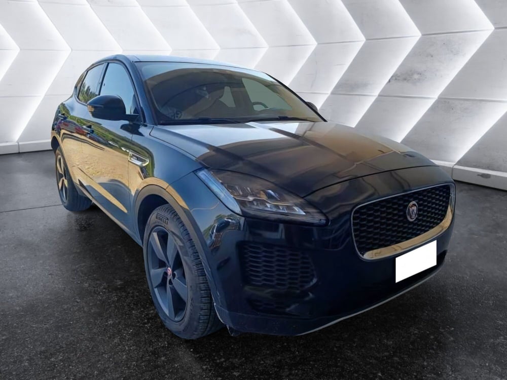 Jaguar E-Pace usata a Asti (10)