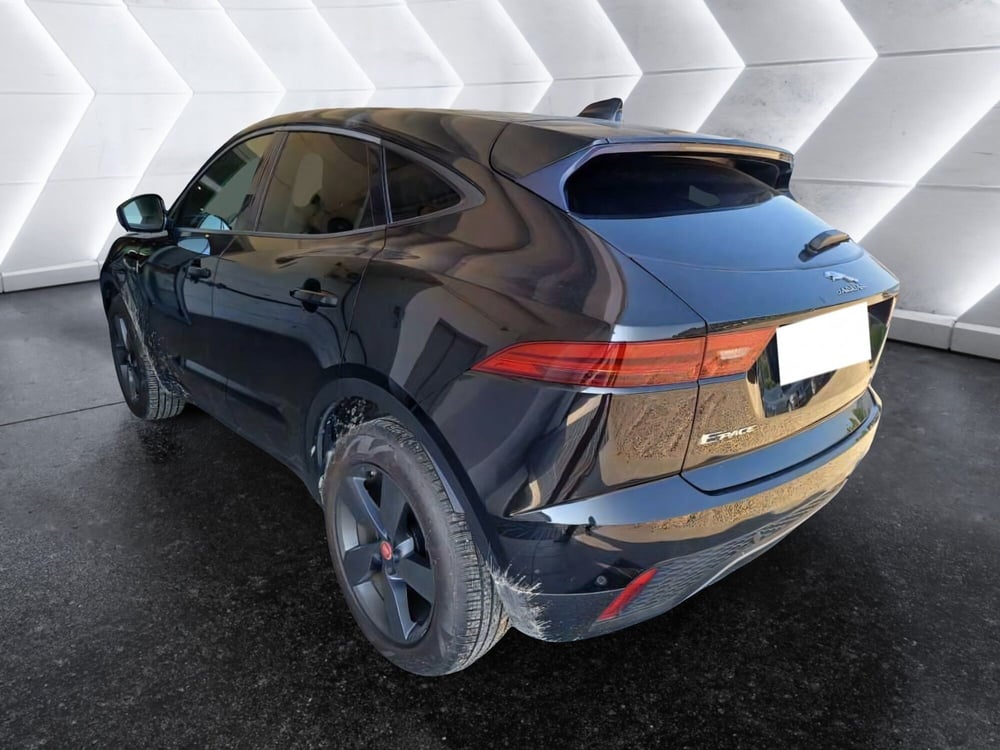 Jaguar E-Pace usata a Asti (12)