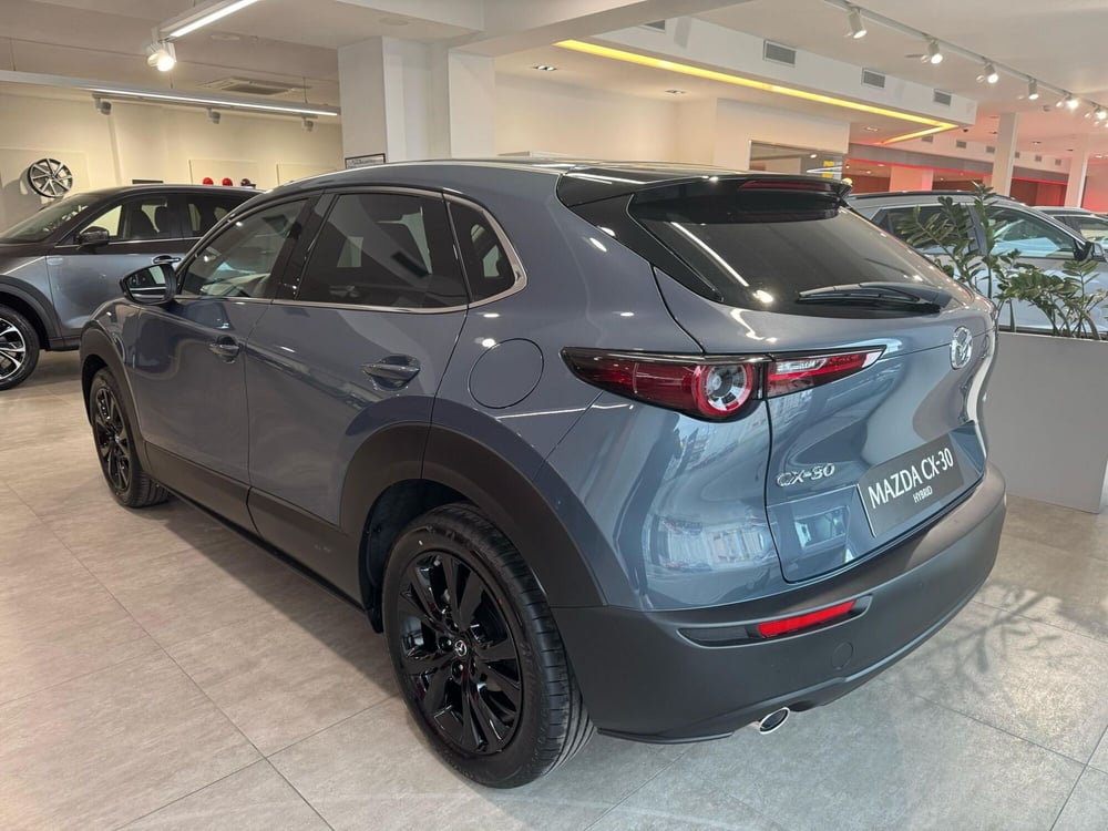 Mazda CX-30 nuova a Napoli (4)