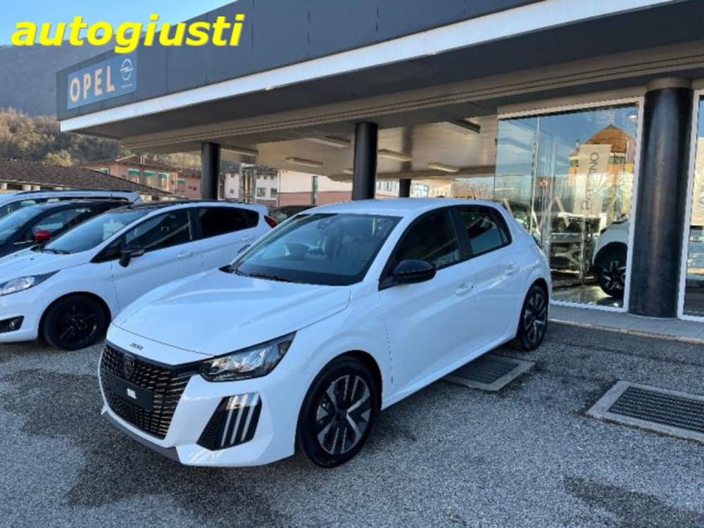 Peugeot 208 nuova a Belluno