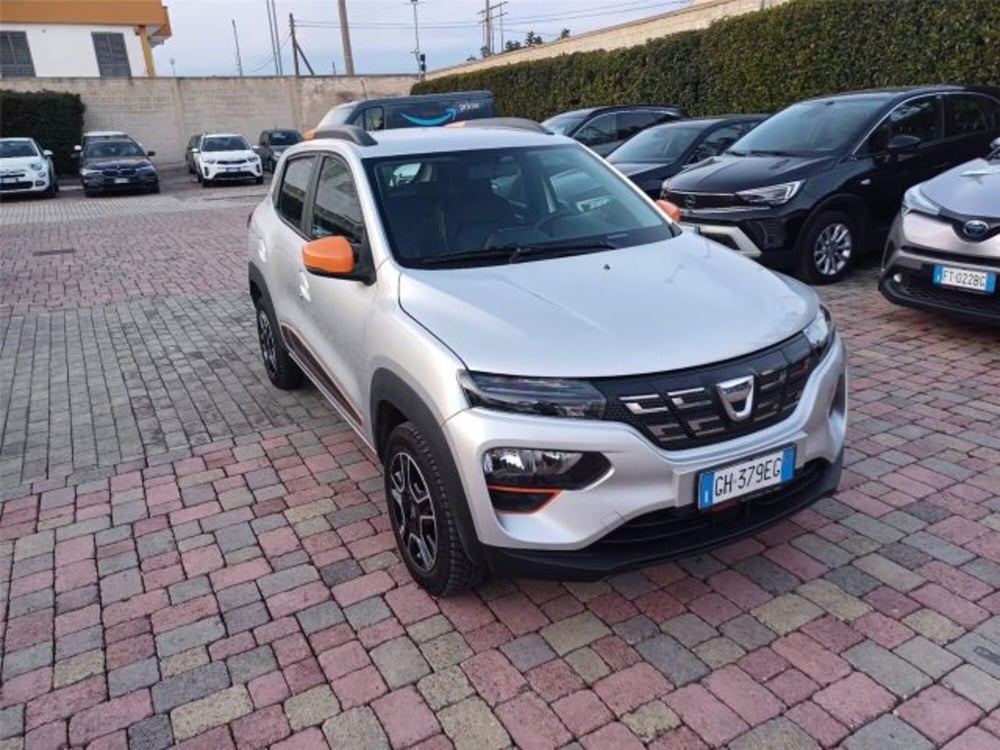 Dacia Spring usata a Bari