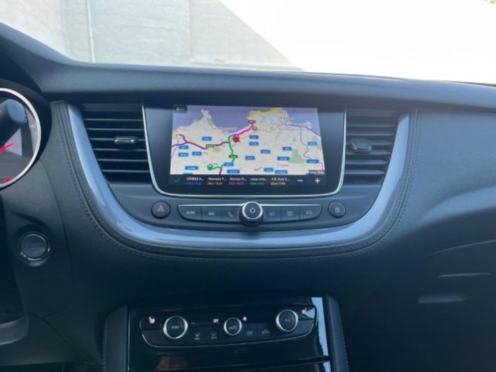 Opel Grandland X usata a Trapani (12)