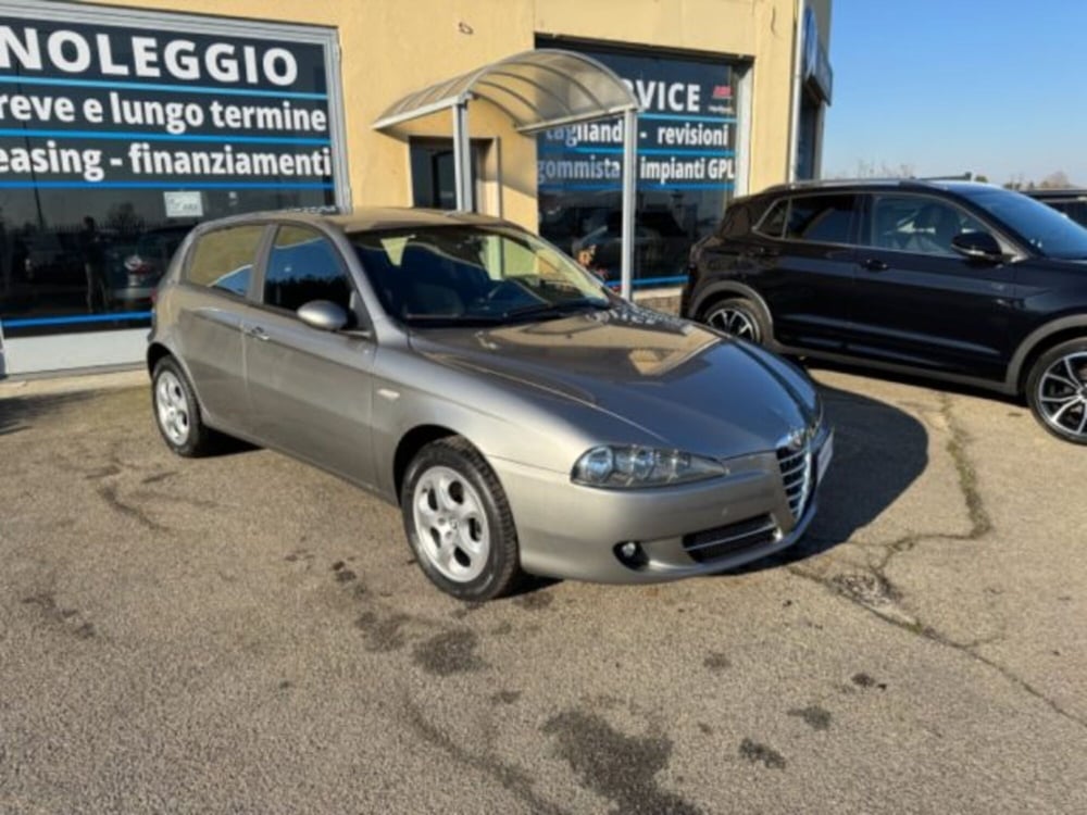 Alfa Romeo 147 usata a Milano