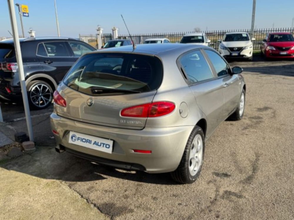 Alfa Romeo 147 usata a Milano (2)