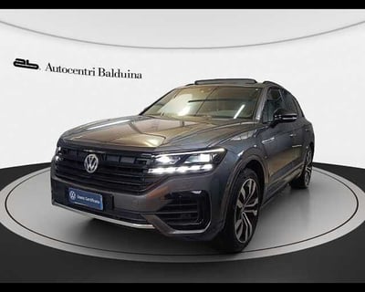 Volkswagen Touareg 3.0 V6 tdi scr R-Line 231cv auto del 2018 usata a Roma