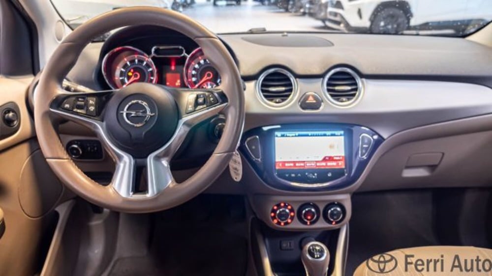 Opel Adam usata a Padova (13)