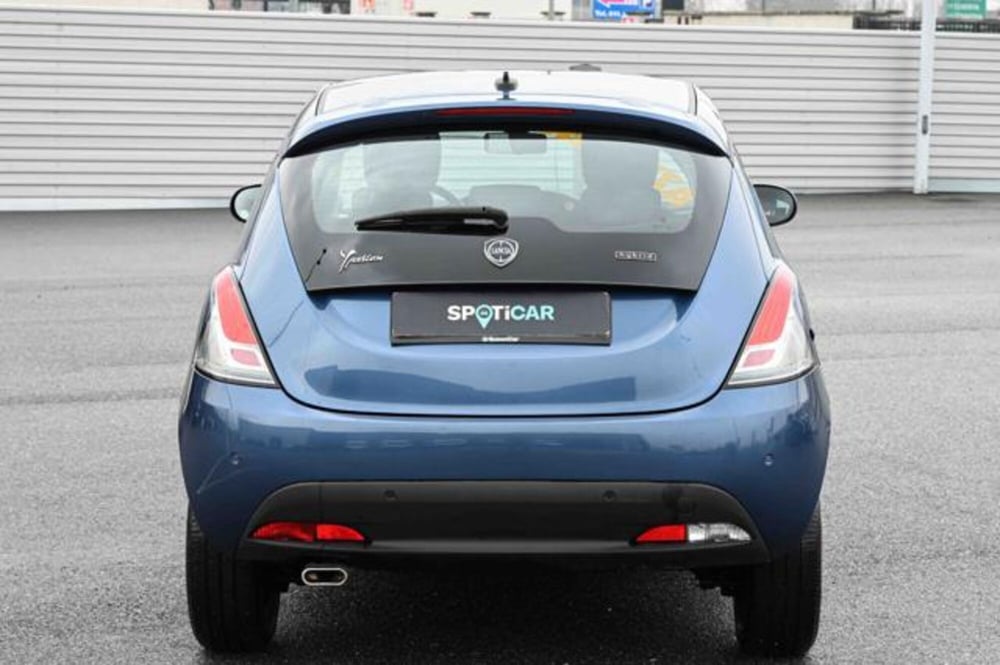 Lancia Ypsilon usata a Torino (6)