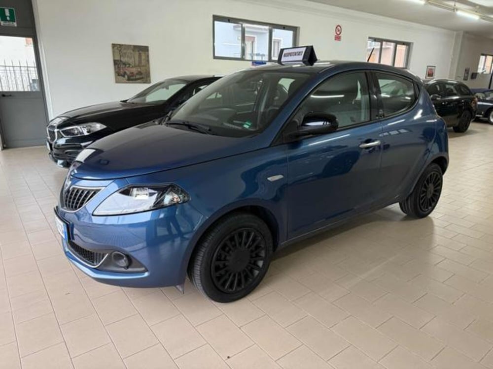 Lancia Ypsilon usata a Brescia (2)