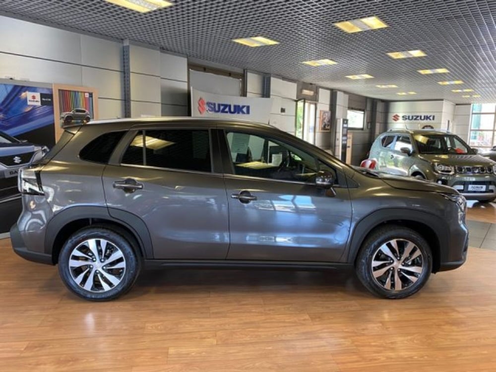 Suzuki S-Cross nuova a Bologna (5)