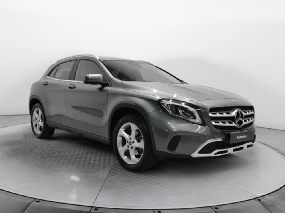 Mercedes-Benz GLA SUV usata a Modena (16)