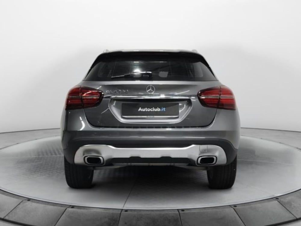 Mercedes-Benz GLA SUV usata a Modena (19)