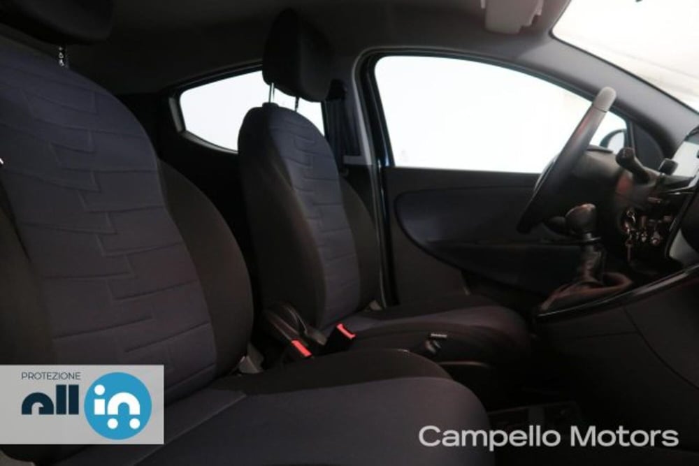 Lancia Ypsilon usata a Venezia (14)