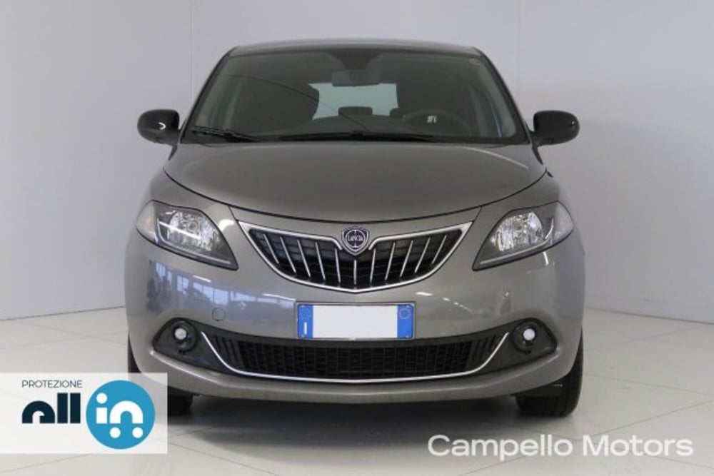 Lancia Ypsilon usata a Venezia (2)