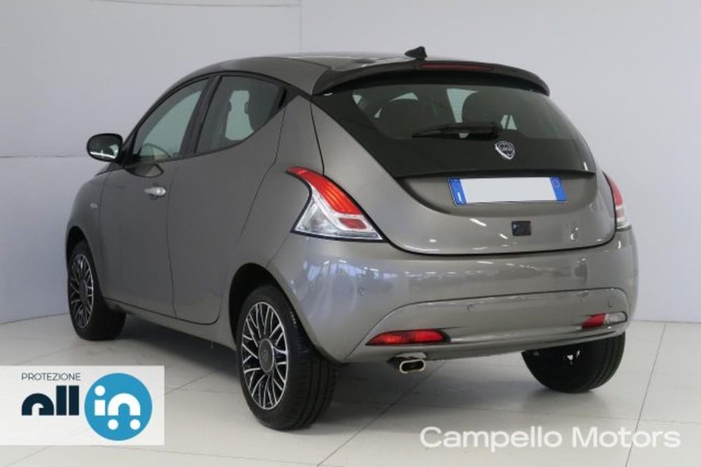 Lancia Ypsilon usata a Venezia (3)