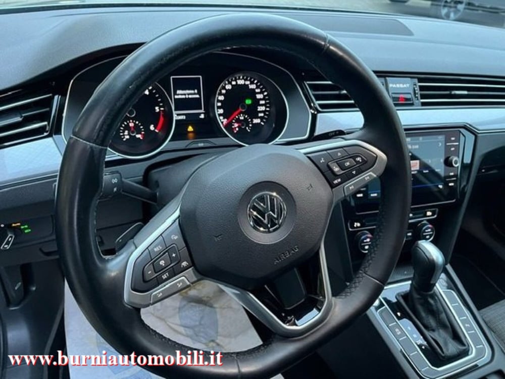 Volkswagen Passat Variant usata a Milano (16)