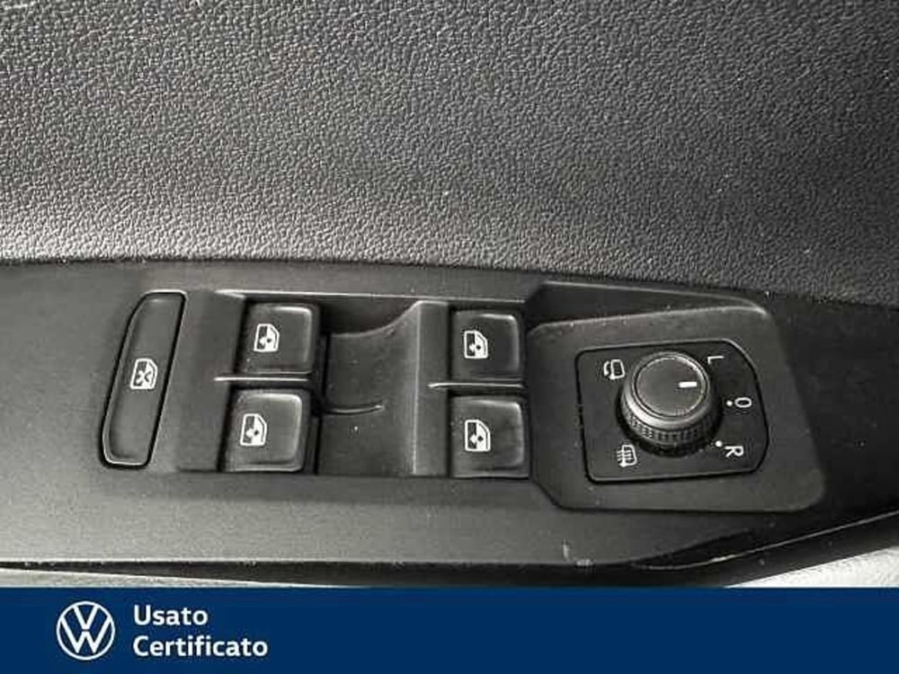 Volkswagen Taigo usata a Vicenza (12)