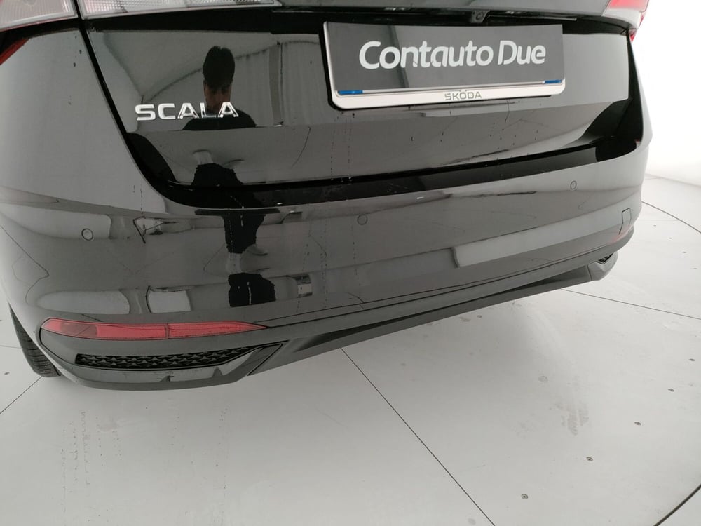 Skoda Scala usata a Caserta (9)