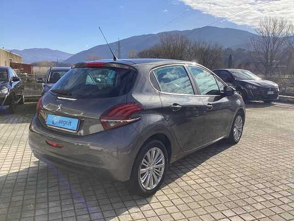 Peugeot 208 usata a Roma (4)