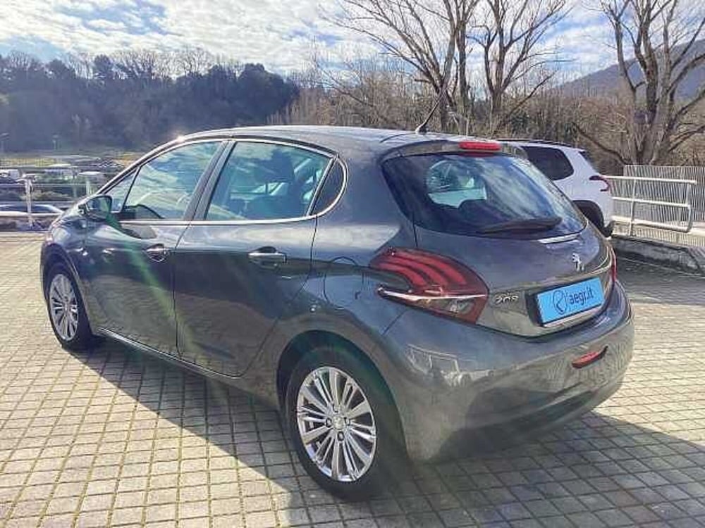 Peugeot 208 usata a Roma (8)