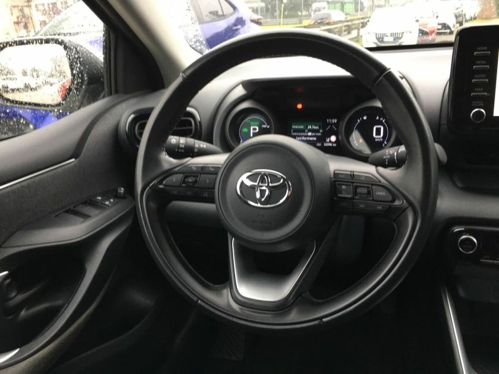 Toyota Yaris usata a Lecco (16)