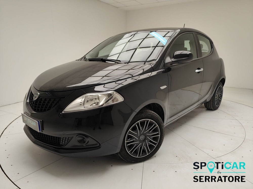 Lancia Ypsilon usata a Como