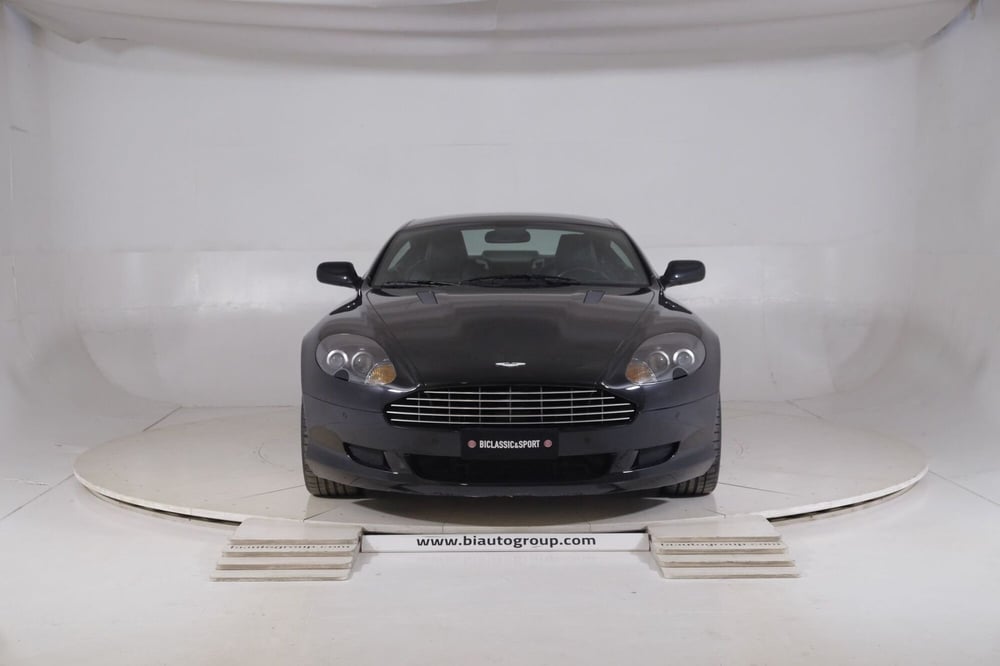 Aston Martin DB9 usata a Torino (2)