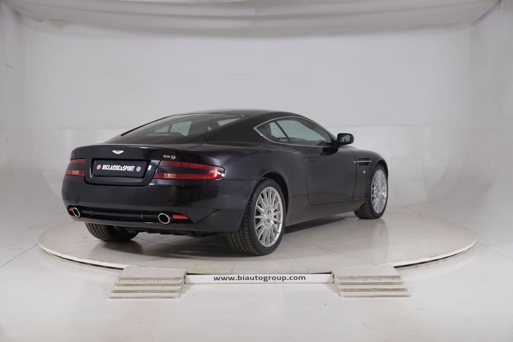 Aston Martin DB9 usata a Torino (4)