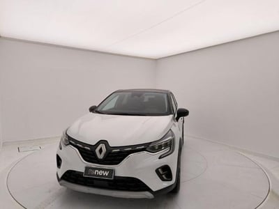 Renault Captur Plug-in Hybrid E-Tech 160 CV Intens  del 2022 usata a San Martino Siccomario