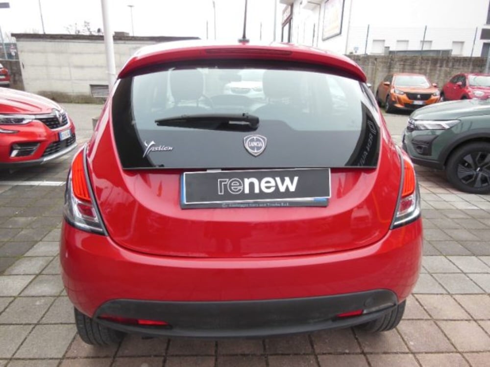 Lancia Ypsilon usata a Pavia (4)