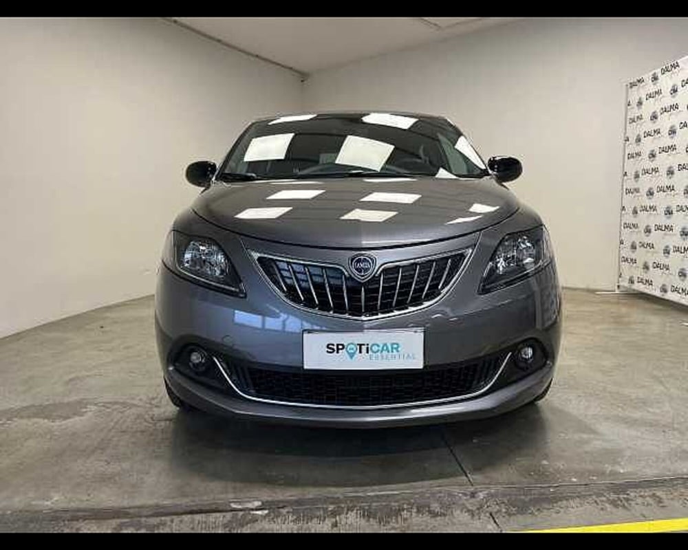 Lancia Ypsilon usata a Milano (2)