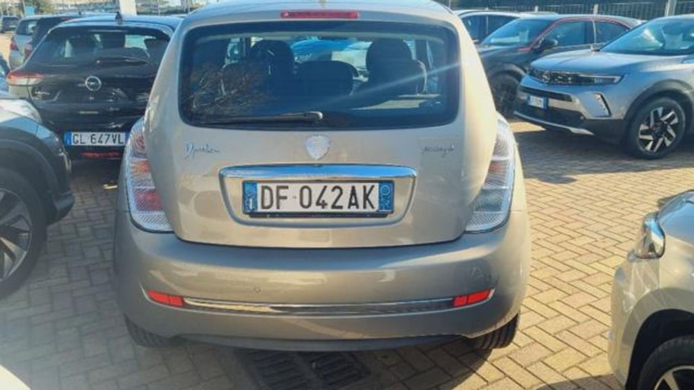 Lancia Ypsilon usata a Savona (9)